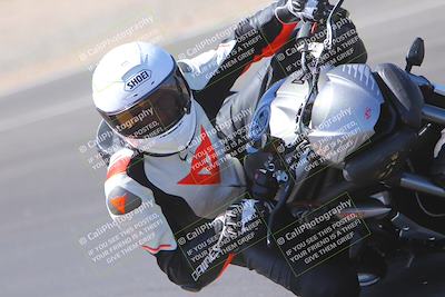 media/Sep-25-2023-Moto Forza (Mon) [[81ffa65e0a]]/B-C Group/Session 3 (Turn 16 Inside)/